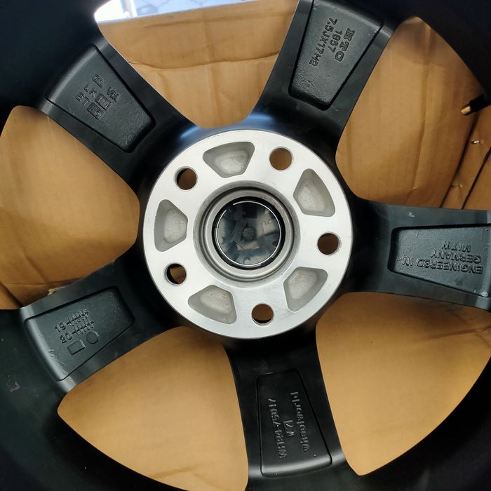 Диски r17 5x114.3 ET46