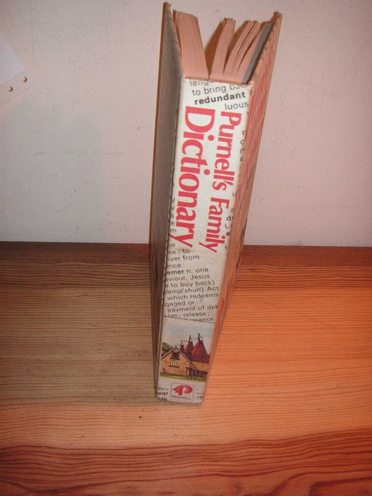 Purnell´s Family Dictionary ( in colour ) - Inglês