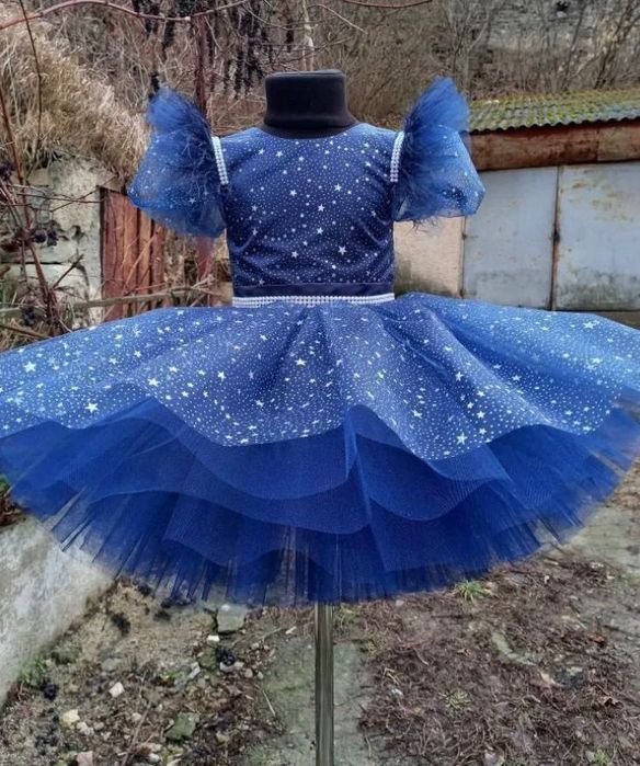 Зірочка, нічка, зірка. Прокат оренда плаття на новорічне свято в садок