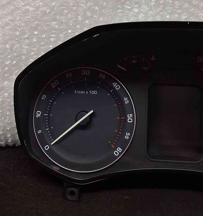 Quadrante / Painel de Instrumentos 1Z0920841D - SKODA OCTAVIA II