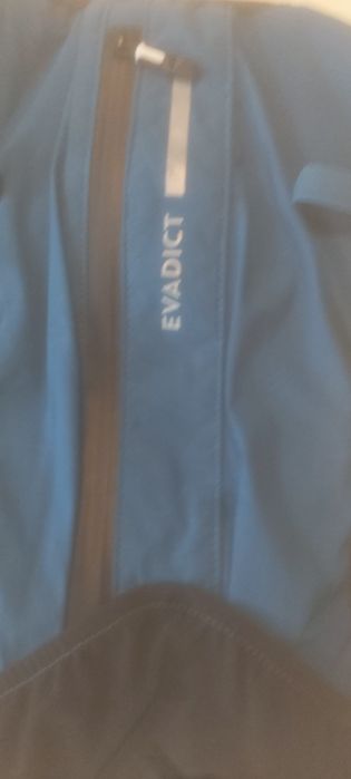Vendo mochila de hidratação azul Evadict 10L