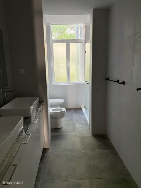 T2 em Santo António, Lisboa - Pronto a Habitar