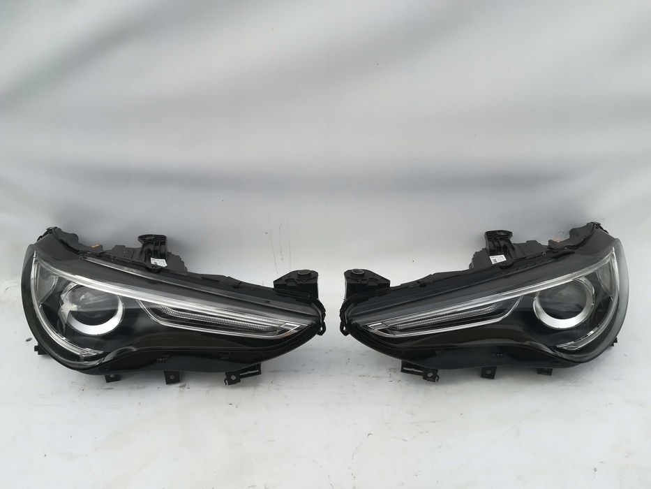 Alfa Romeo Stelvio 949 Фары (фара левая правая)