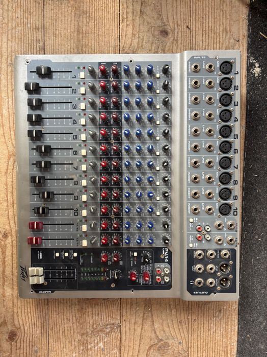 Mesa de mistura Peavey