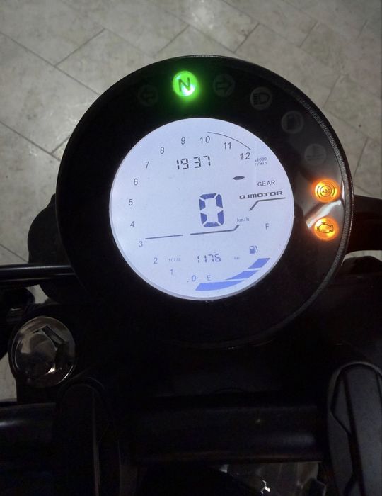 Qjmotor srv 125