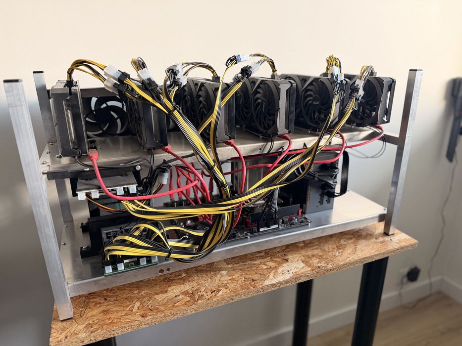 Koparka kryptowalut 6x RTX 3060 Ti 8GB - HiveOs, idealny stan