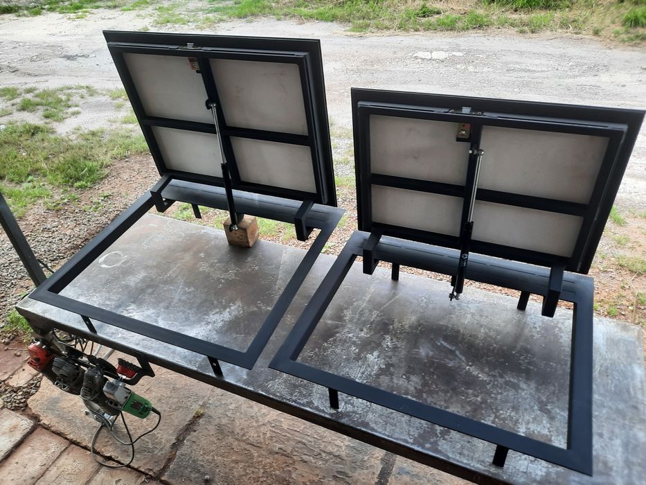 Люк /підлоговий /під плитку/ревізійний/двері металеві/з металу/кришка