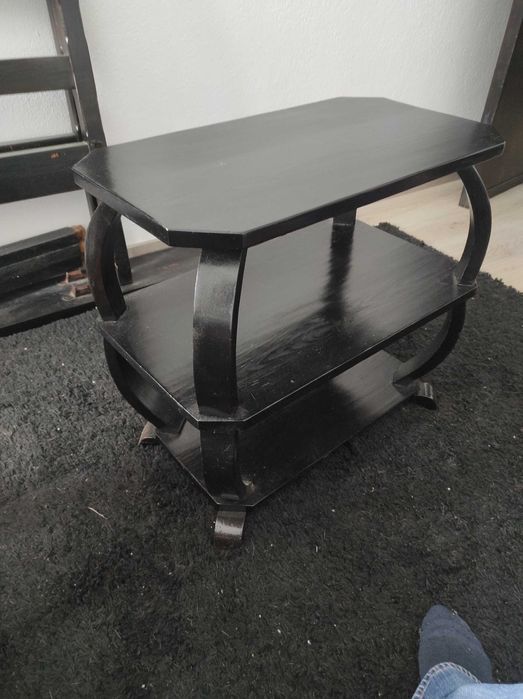 Mesa três prateleiras