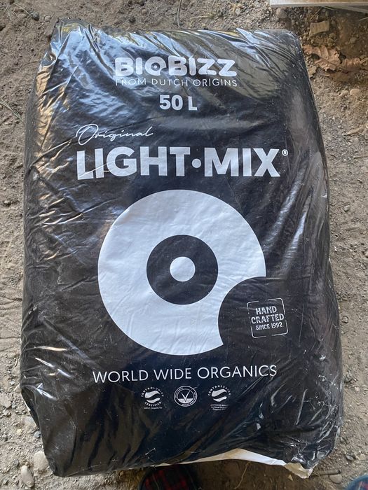 Biobizz light mix ziemia kwiatowa 50 l
