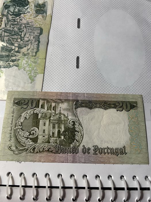 Tenho varias notas antigas