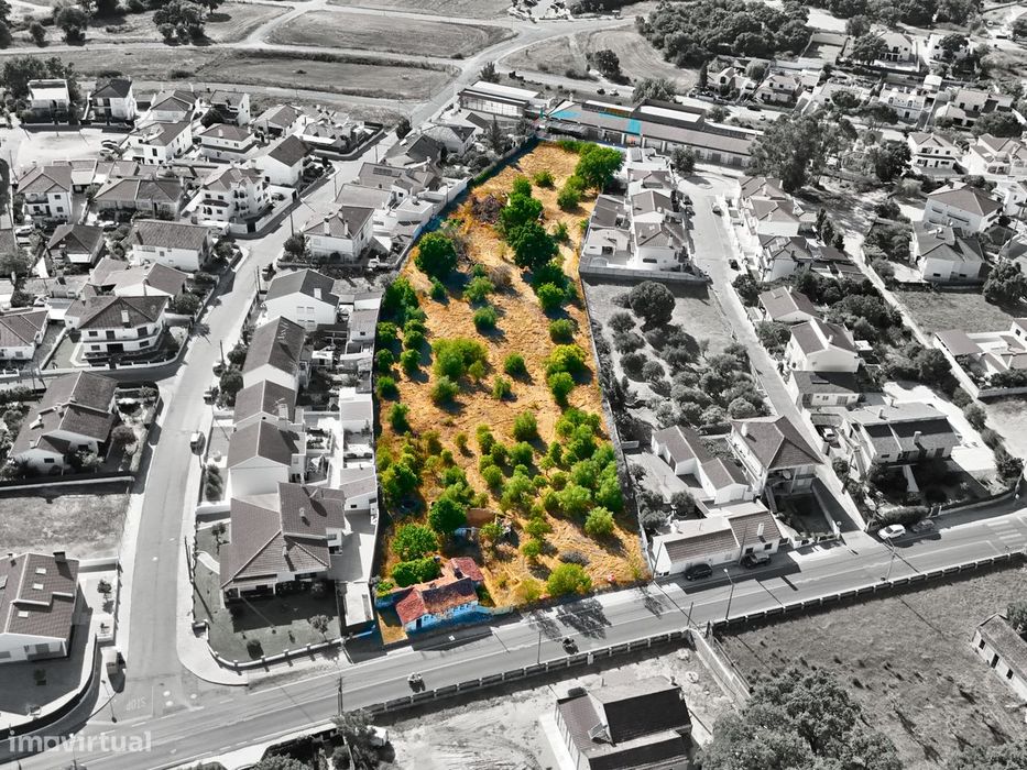 Terreno p/ Construção de Moradias, Prédios, Serviços e Turismo