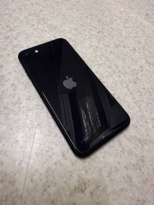 iPhone SE 2020 64 АКБ 100 новый заблокирован на запчасти