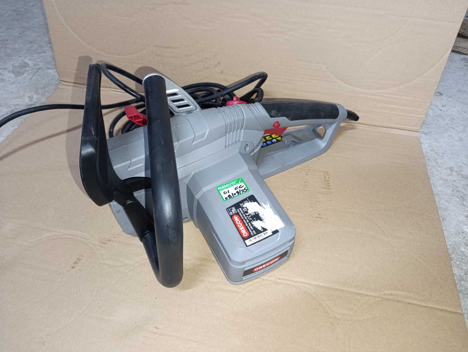 Piła łańcuchowa elektryczna 2400W Oregon / bez łańcucha i prowadnicy