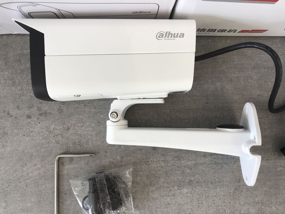 Профессиональная 4Мп 4Mp iP Камера для видеонаблюдения Dahua 4 Mp зум