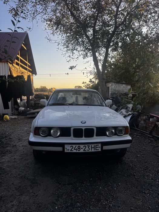 BMW  520і   1991