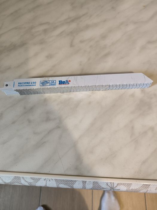 Brzeszczoty drewno metal piła szablasta lisi ogon BeA