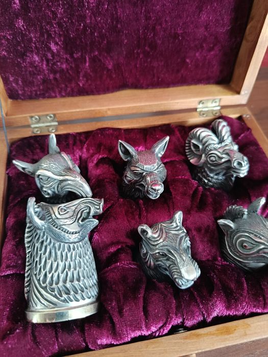 Красивейший набор из серебра ,цена указана за грамм!!!