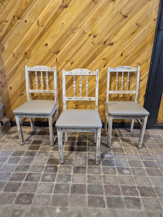 Krzesło krzesła drewniane (30 szt.) Styl rustykalny, prowansalski, vintage, retro z szarym siedziskiem | Kawiarnia | Bistro | Jadalnia |
