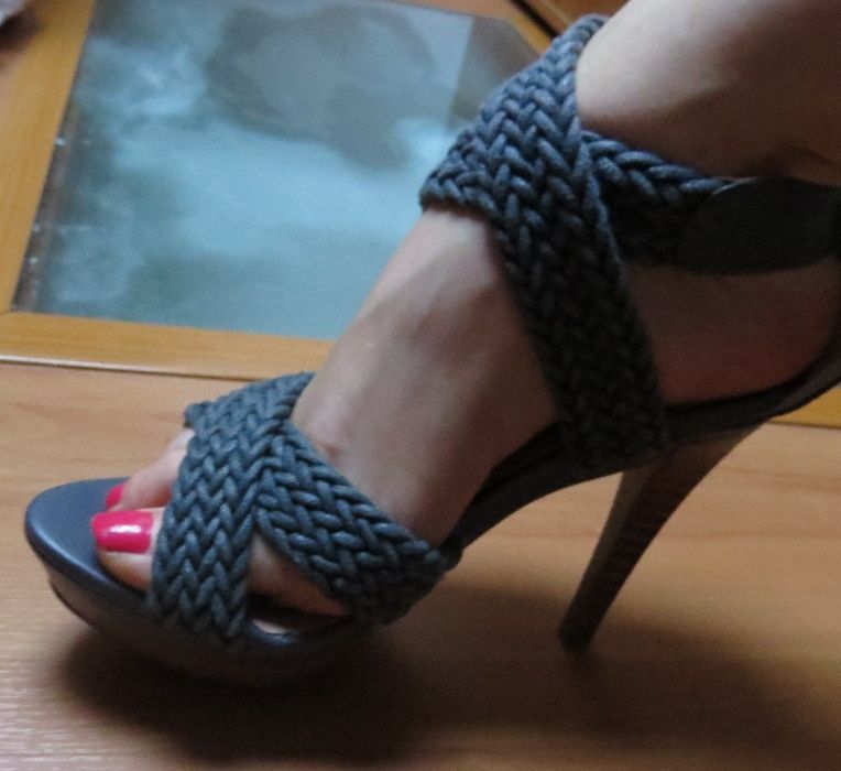 Sandálias azuis (ótimo estado) nº 36