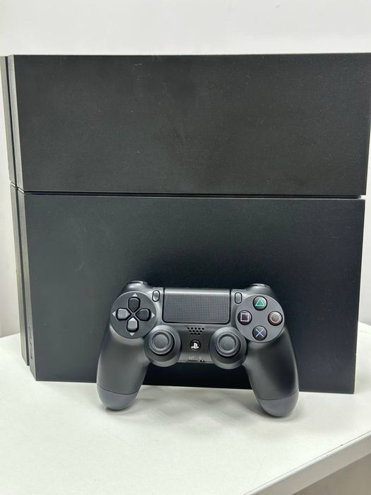 Sony Playstation 4 на 500 гб на 12.0прошивці,забита іграми!
