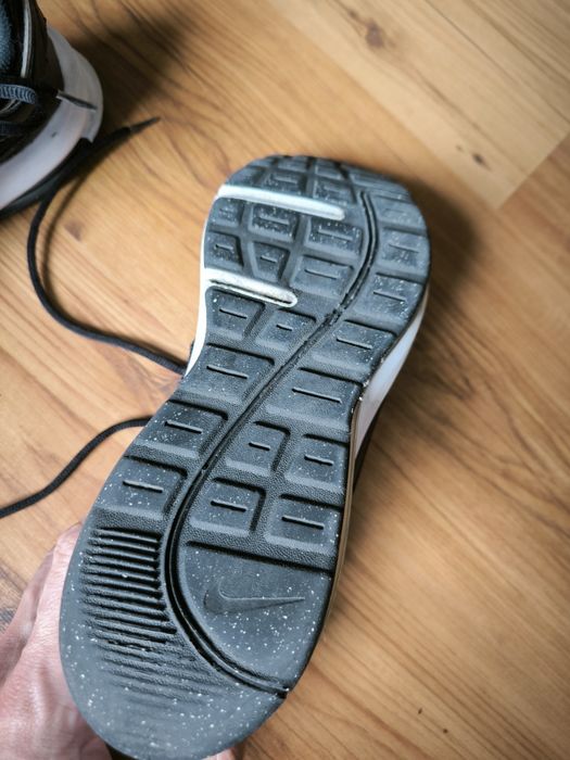 Nike Air Max Ap 40 sneakers męskie czarne białe Sportowe buty uniseks