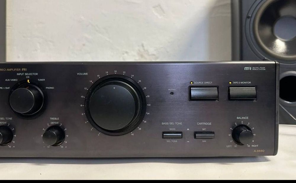 Wzmacniacz stereo Onkyo A-8830, 2*109 Watt, Japan