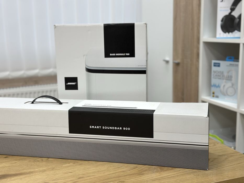 Комплект акустики Bose Smart Soundbar 900 + сабвуфер Bass Module 700