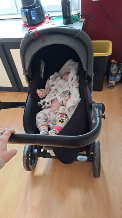 Dzieciecy wózek 3 w 1