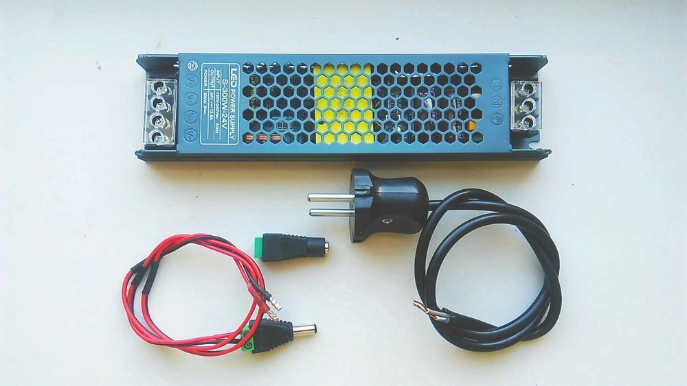 Импульсный Блок Питания/DC Адаптер в метал. корпусе на 24В 8А 200Вт