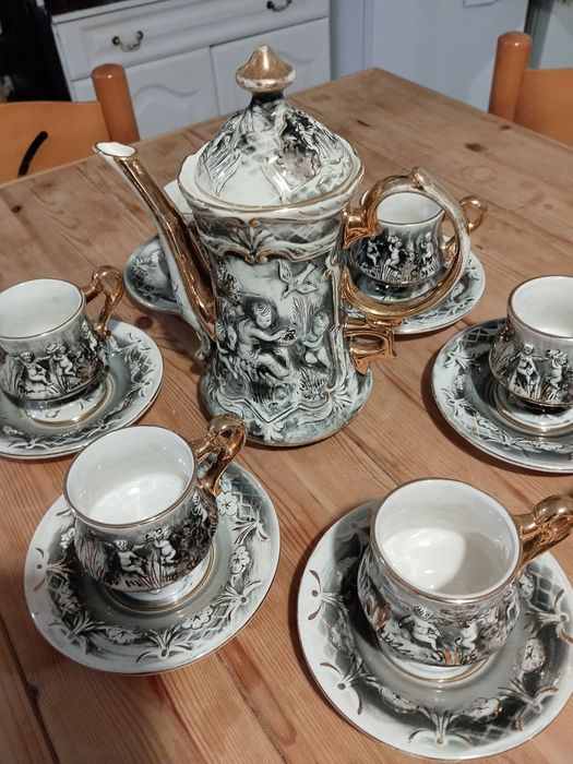 Conjunto de cha em loiça