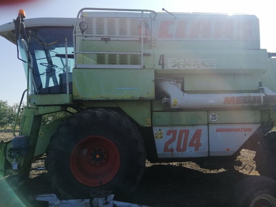 Продам комбайн МЕГА 204
