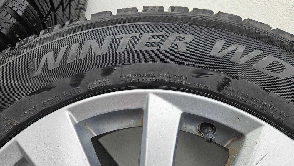 Koła zimowe Mazda - alufelgi 17" + opony Delinte Winter WD42