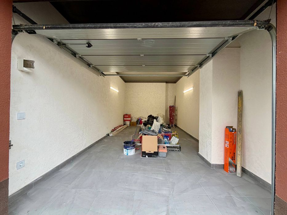 Гараж з ремонтом ЖК Опришівська Слобода