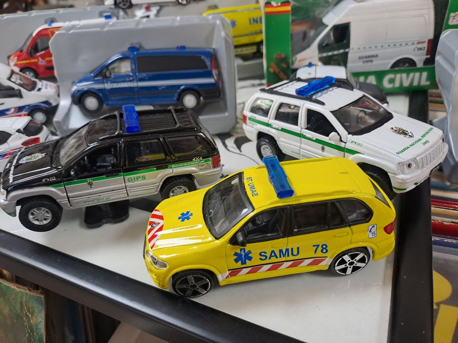 Carrinhos miniatura Gnr/Inem/Policia