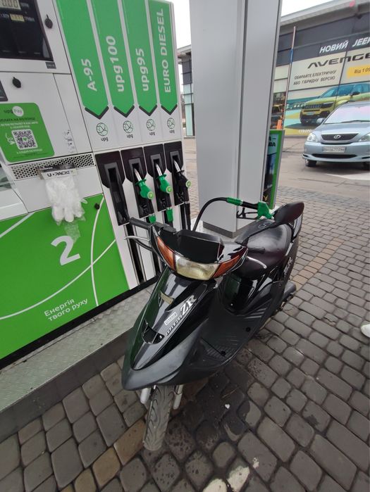 Продам мопед ямаха зр