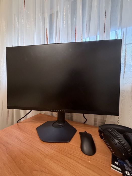 Монитор Dell Alienware 27“