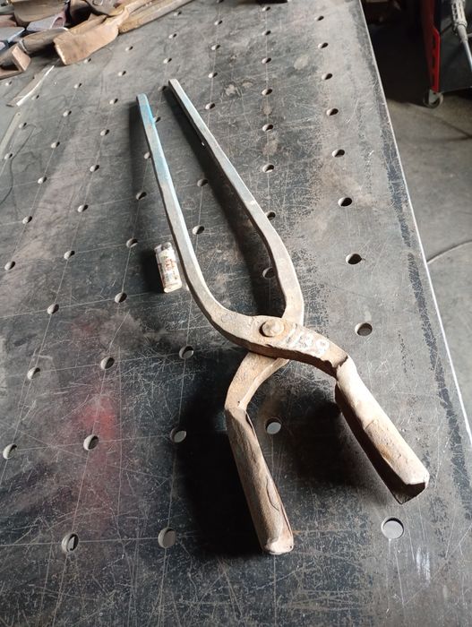 Potężne kleszcze kowalskie hutnicze - okrągłe 84cm