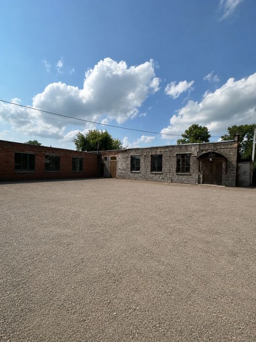Продаж комерційне приміщення вул. Громадська