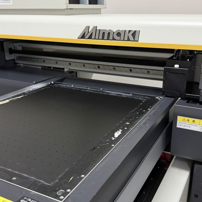 УФ принтер Mimaki UJF-3042FX | Планшетний сувенірний UV принтер