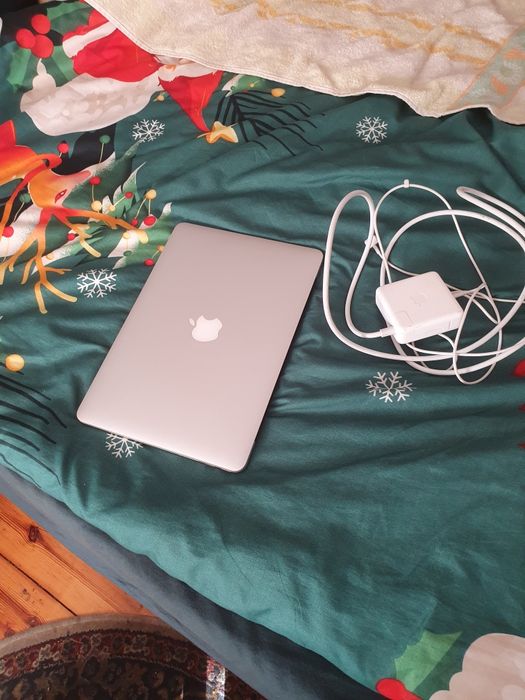 Sprzedam mac book