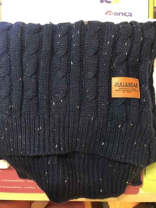 Cachecol azul  Pull&Bear novo
