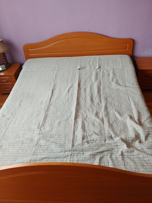 Łożko 160x200 materac na stelażu plus pawlacz na pościel