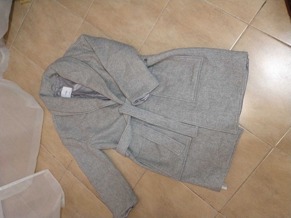 Płaszcz damski Mango na sprzedaż