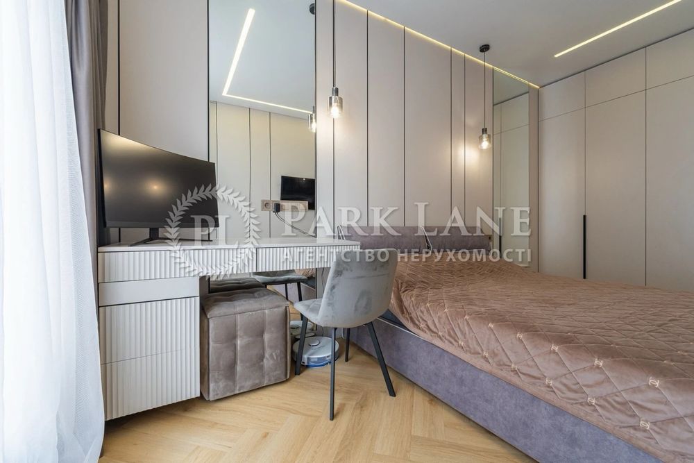 Продаж квартири (49м2) з новим, авторським ремонтом  в ЖК Креатор Сіті, Дегтярівська 17