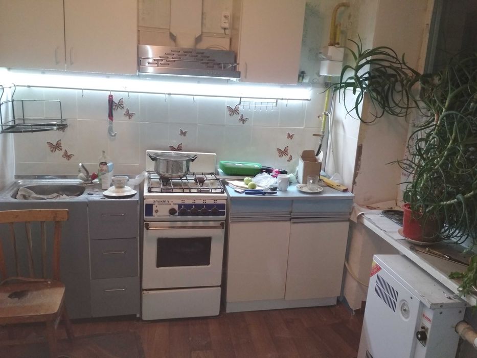 Житло, метро Дарниця, 10хв, вул, Черчиля