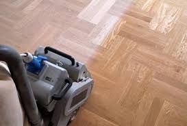 шліфування паркету.