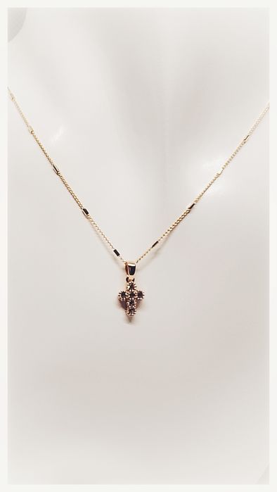 Złoty łańcuszek z krzyżykiem 585 (14K) –  prezent na chrzest / komunię