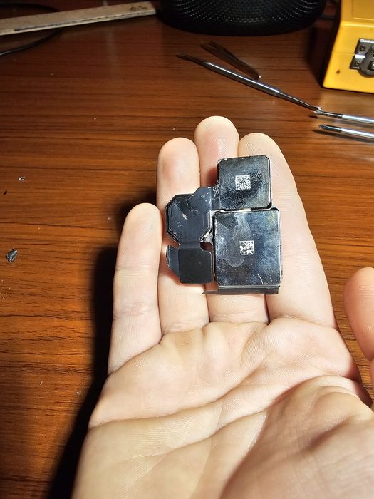 Câmera de iPhone 1364741087777411121