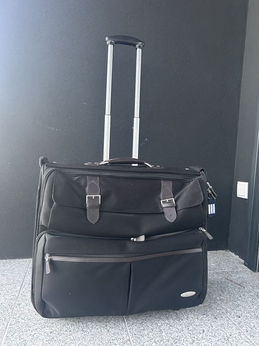 Mala samsonite , nova .
