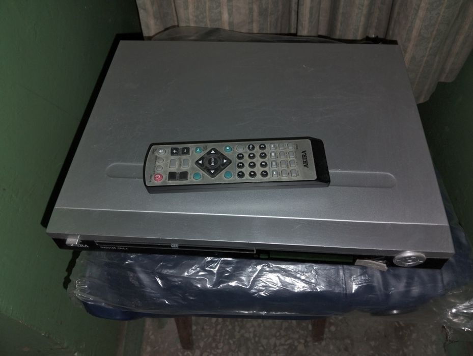 Odtwarzacz DVD Akira